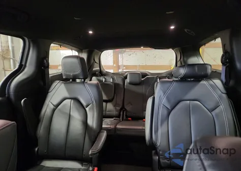 2020 Chrysler Pacifica Touring L Plus z USA, uszkodzony, nr VIN 2C4RC1EG9LR232990